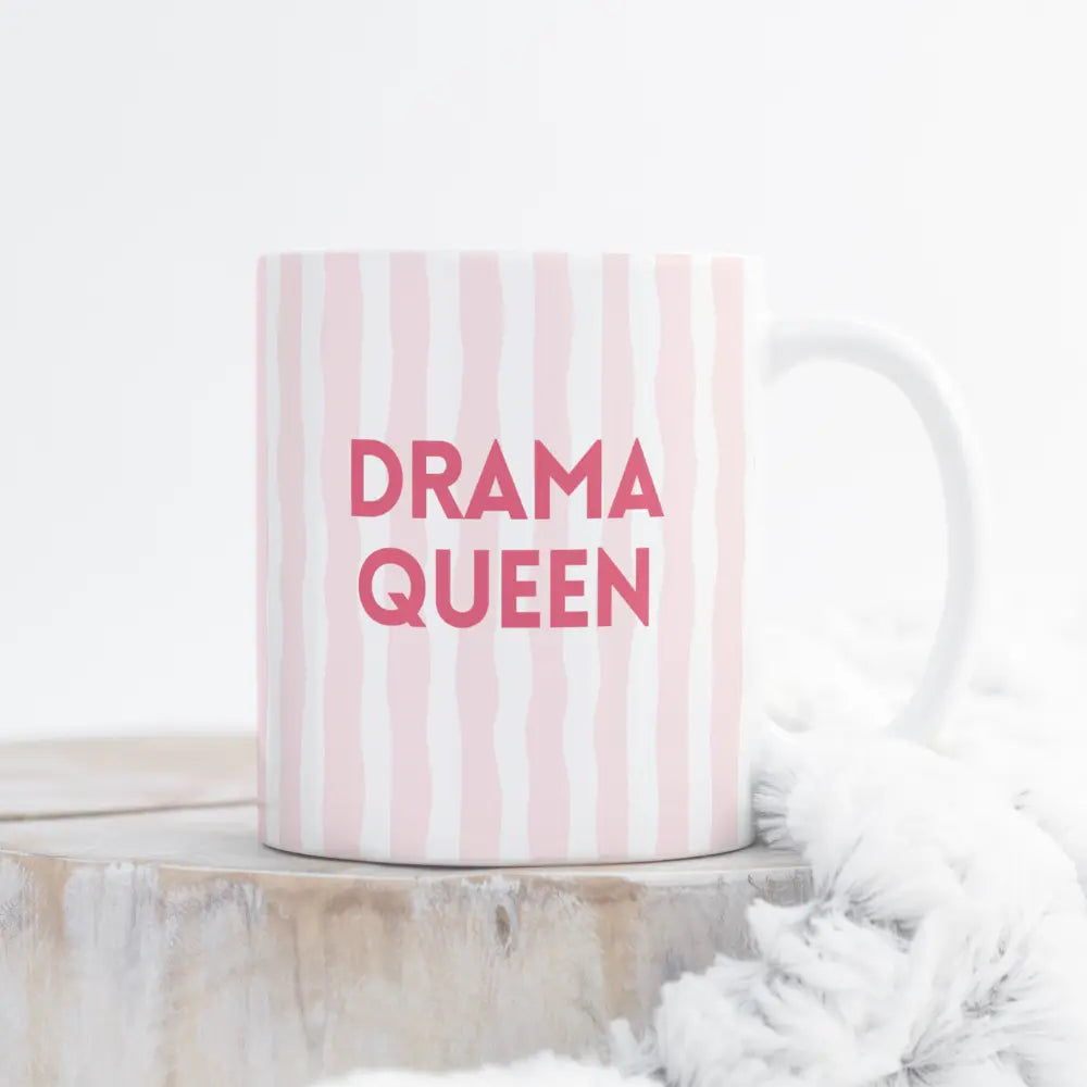 Mug famille - Drama Queen Effet WOW